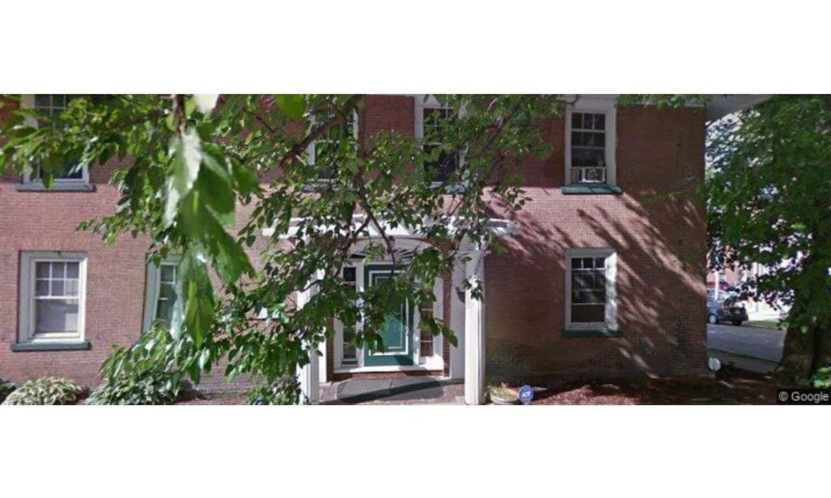 Springfield Apartment | Ridgewood Place Mother-In-Law 1BR Suite