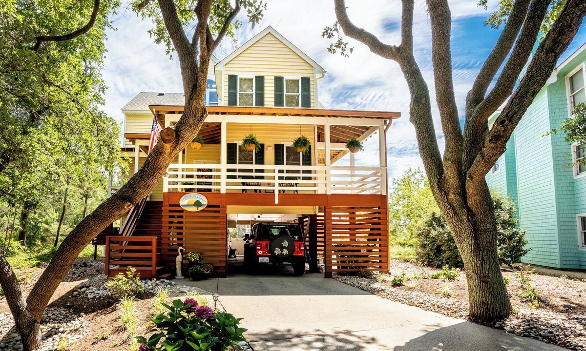Corolla House | Rising Sun: Private Pool, Hot Tub, Dogs Welcome