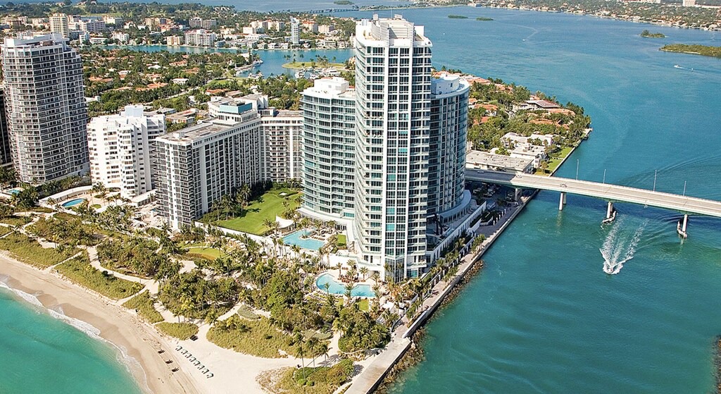 Bal Harbour Hotel | RITZ CARLTON HOTEL!3 BEDS !BEST UNIT OF THE HOTEL!!OCEAN VIEW! BEACH SERVICE !