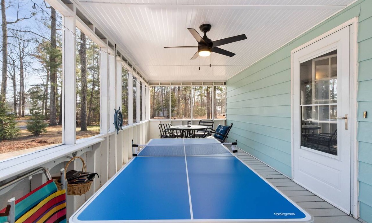 Mount Holly House | Riva House, 2-Min Walk to Beach, Screened Porch + Fire Pit