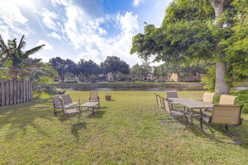 Sunrise House | Riverfront Backyard & Grill: Sunrise Family Home