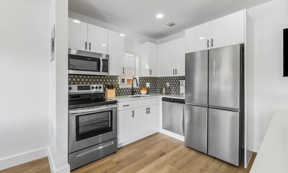 Deerfield Beach Apartment | RiverviewPalms 8|Waterfront|Walk 2 Deerfield Beach