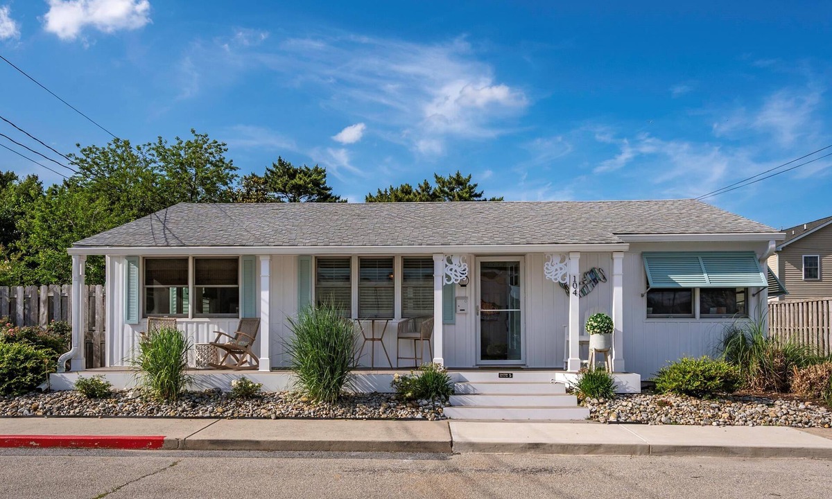 Midtown Ocean City Cottage | Robins Nest On 86th Street - Ocean City, MD