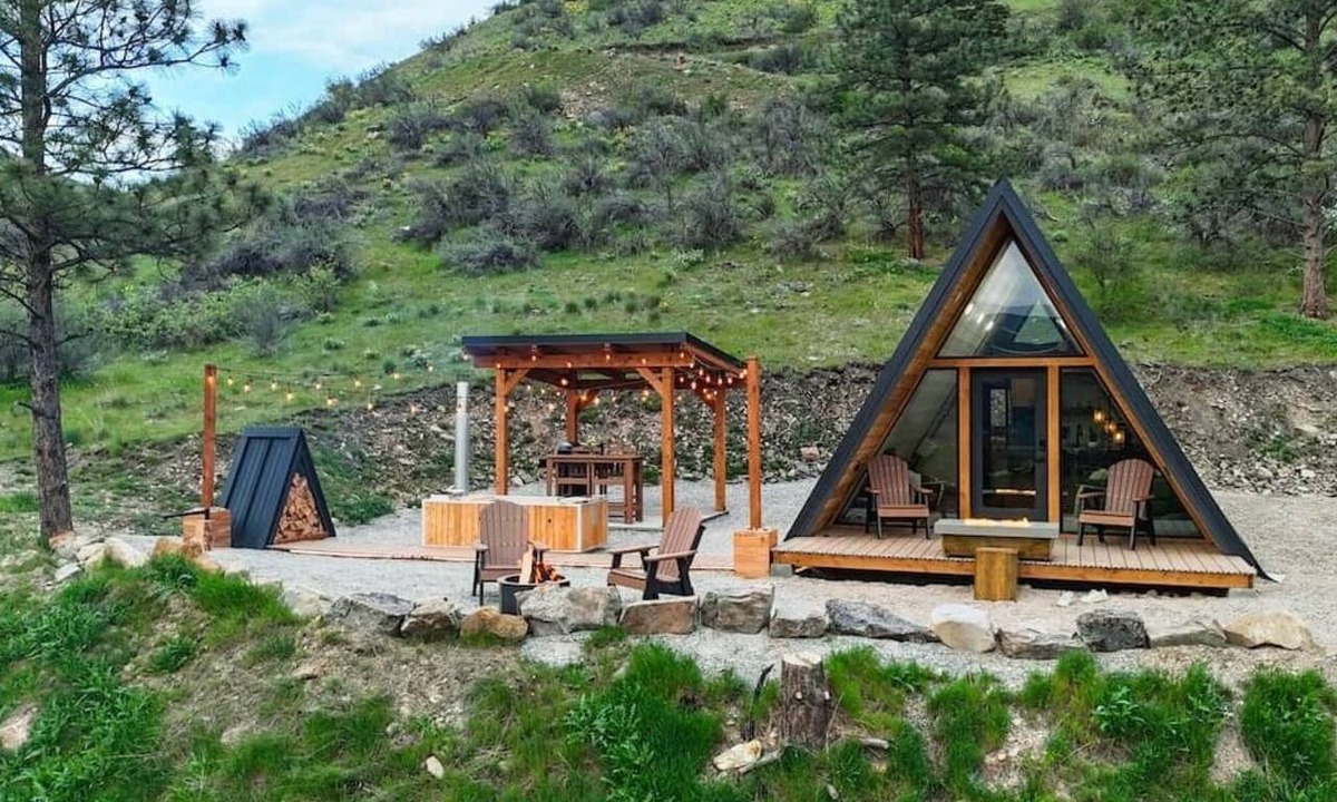 Plains Cabin | Romantic A-Frame Oasis w/Wood-Fired Hot Tub”