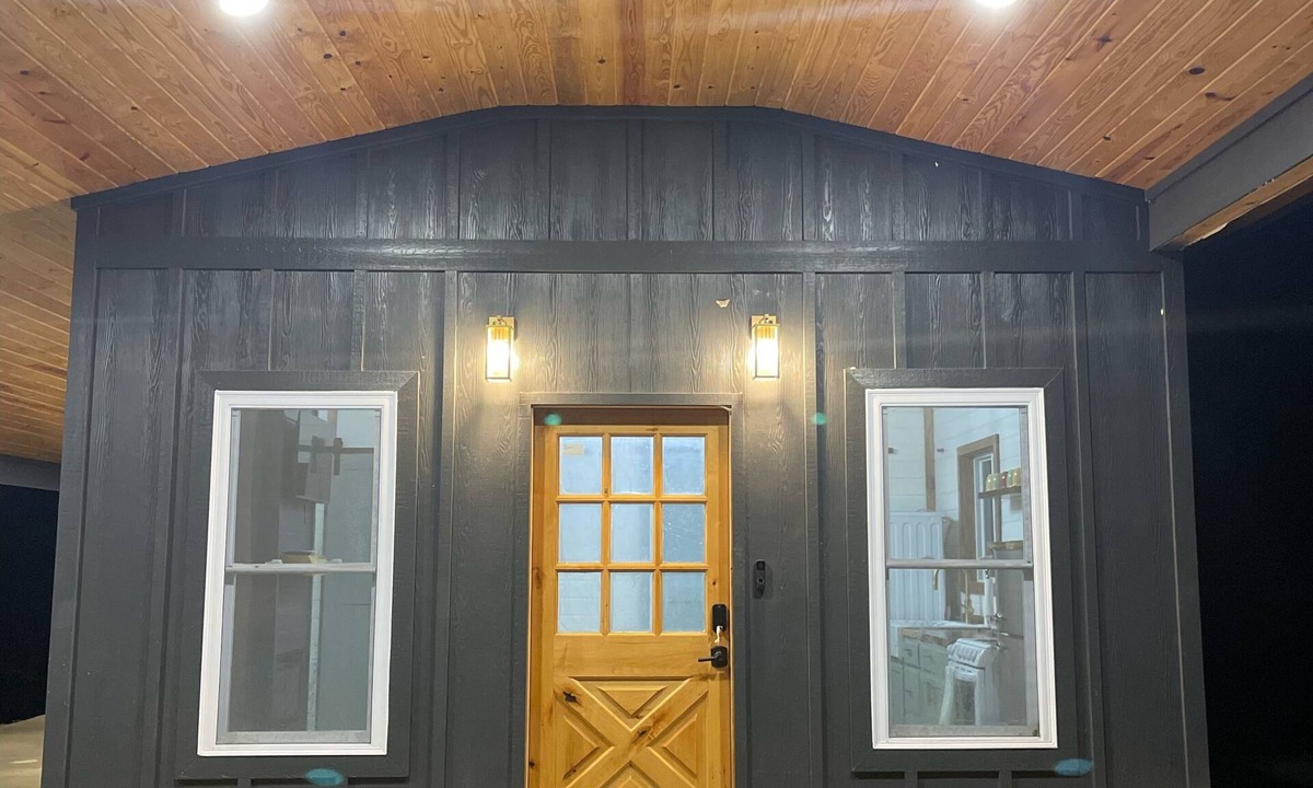 Iuka Cottage | Romantic Cozy Cottage 0.8 miles from JP Coleman State Park/Pickwick/Iuka