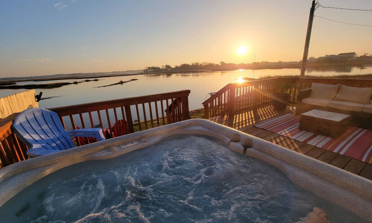 Cedar Point House | Romantic Waterfront home with hottub, kayak, jon boat and relaxation.