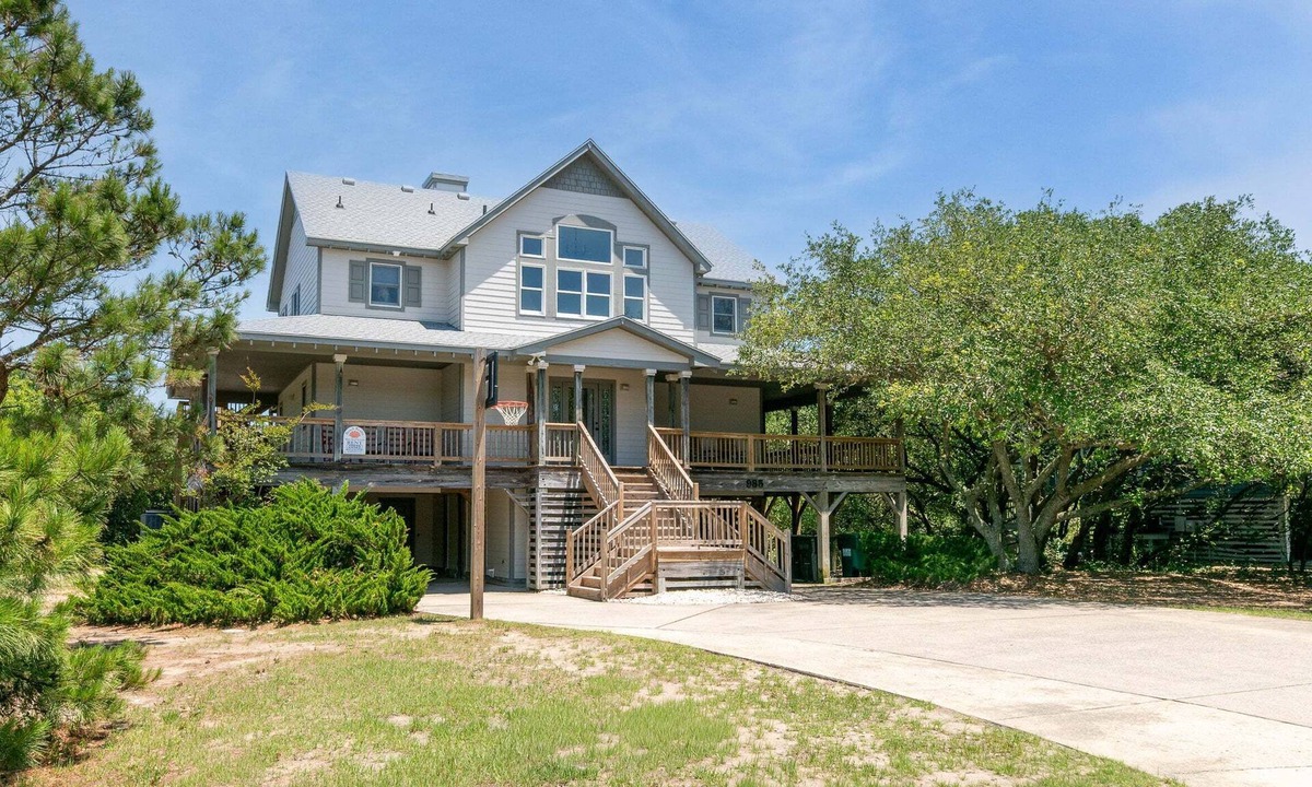 Whalehead Beach House | Rookery - Corolla, Whalehead, 395 Yds to Beach, Ocean View, Pool, Hot Tub, Pets OK, Flex Stays