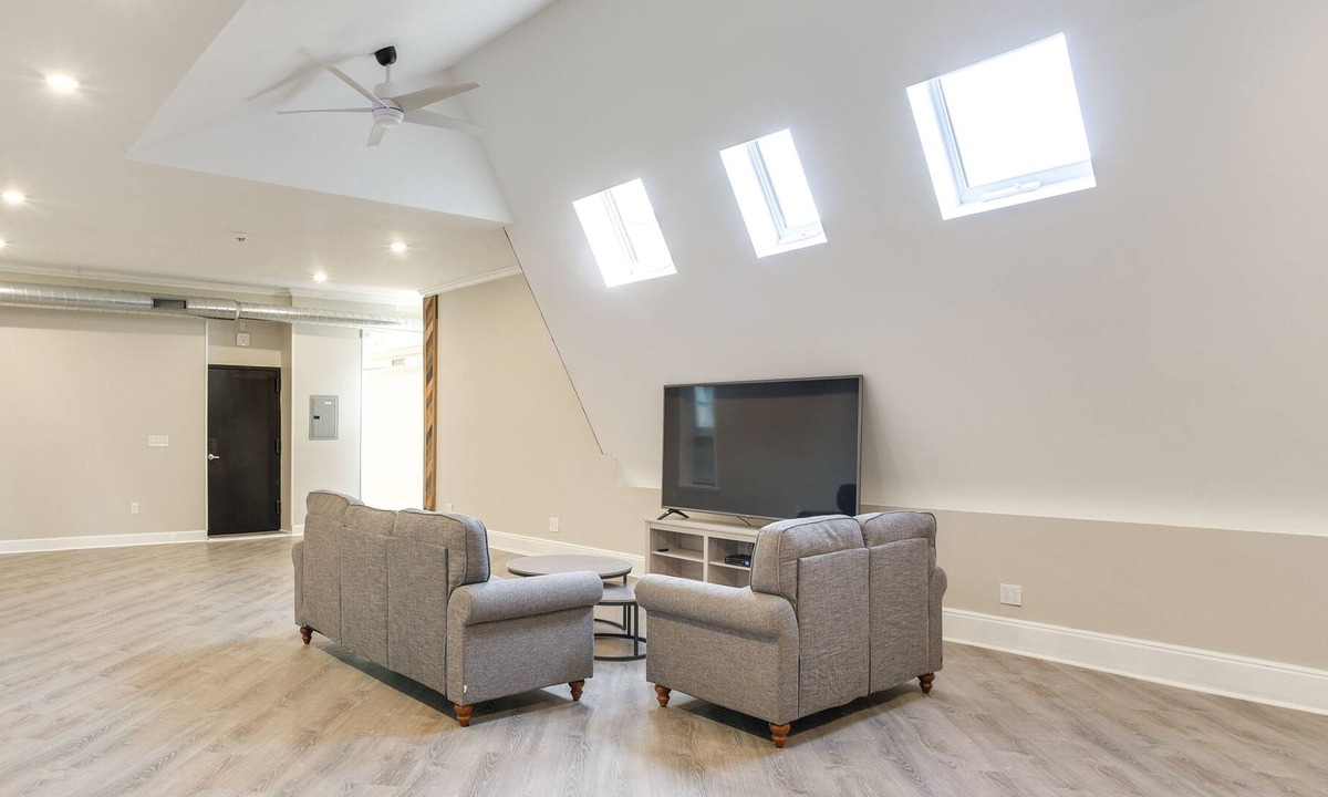 Troy Apartment | Roomy Troy Apt, Walk to Downtown & Waterfront!