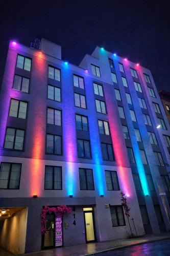 West Bronx Hotel | Rose Hotel Near Yankee Stadium