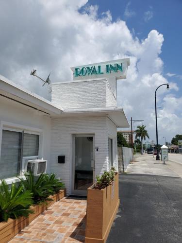 Northeast Miami Hotel | Royal Budget Inn