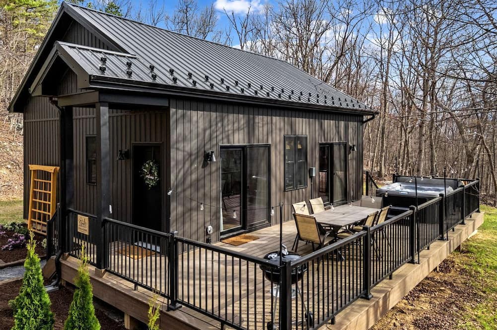 Great Cacapon Cabin | Rustic-Modern Cabin Escape with Hot Tub & Sauna in Great Cacapon, West Virginia