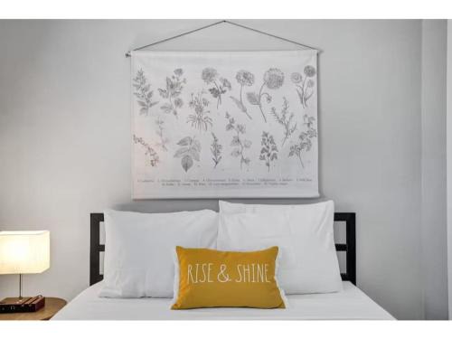 Poinciana Park Apartment | Rustic Retreats Beachy 1BR for 4 guests in the heart of Fort Lauderdale