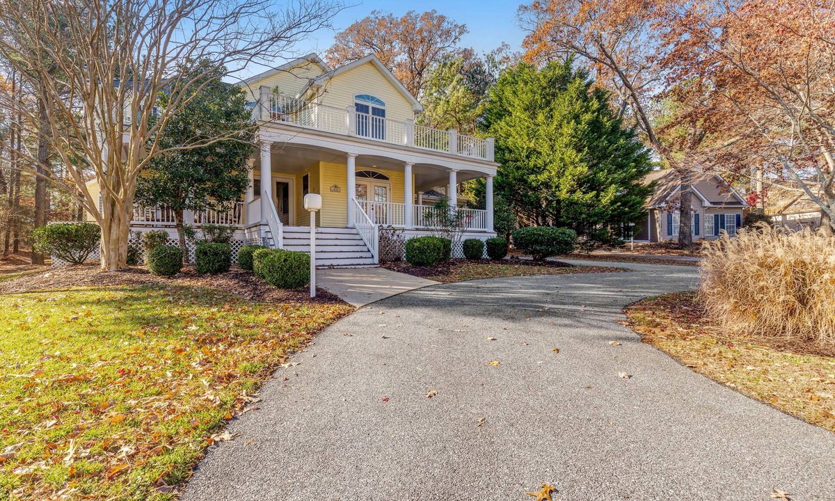 Bethany Beach House | Salt Pond House close to beach with W/D, pool, tennis access