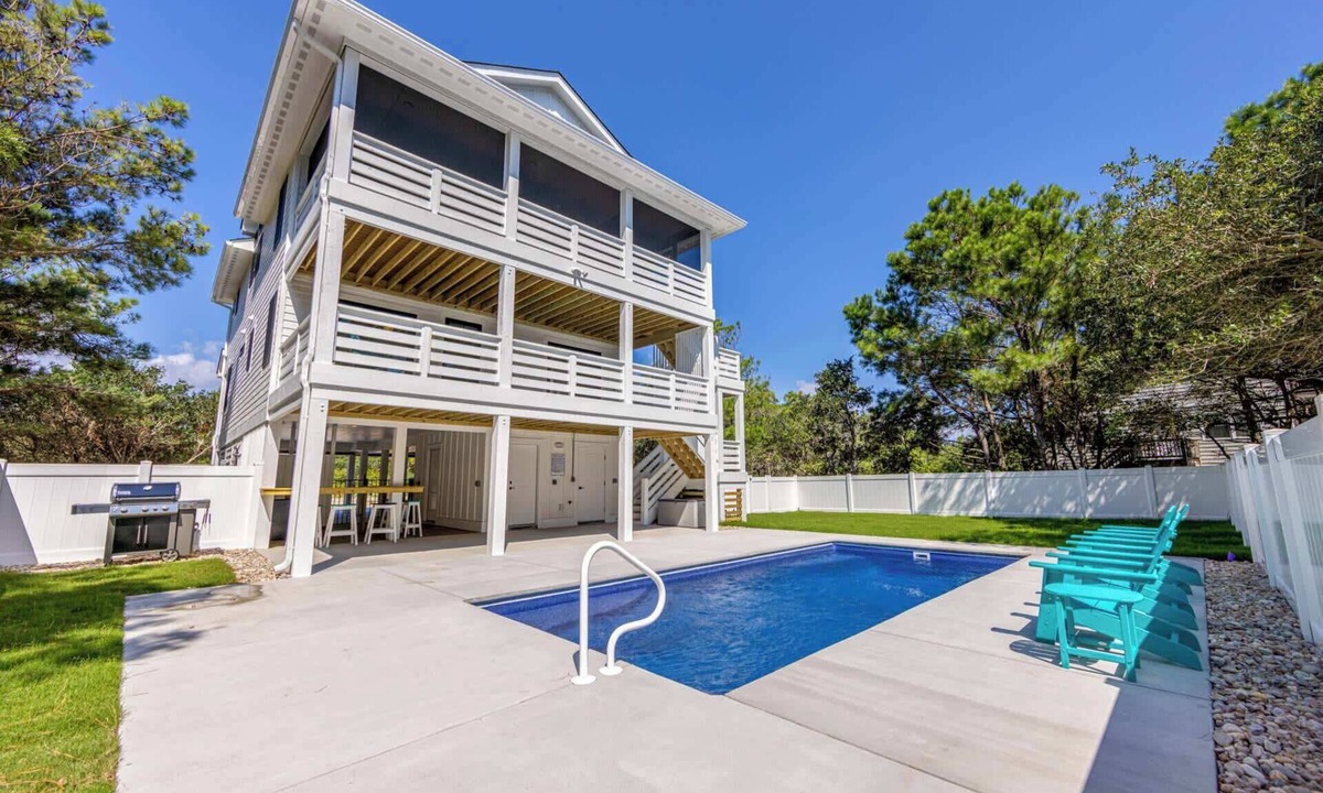 Whalehead Beach House | Saltwater Pool, Hot Tub, & 5-Min Walk to Beach!