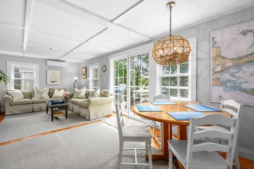 West Chatham House | Sarah-N-Dipity: Cozy Cottage Near Ridgevale Beach