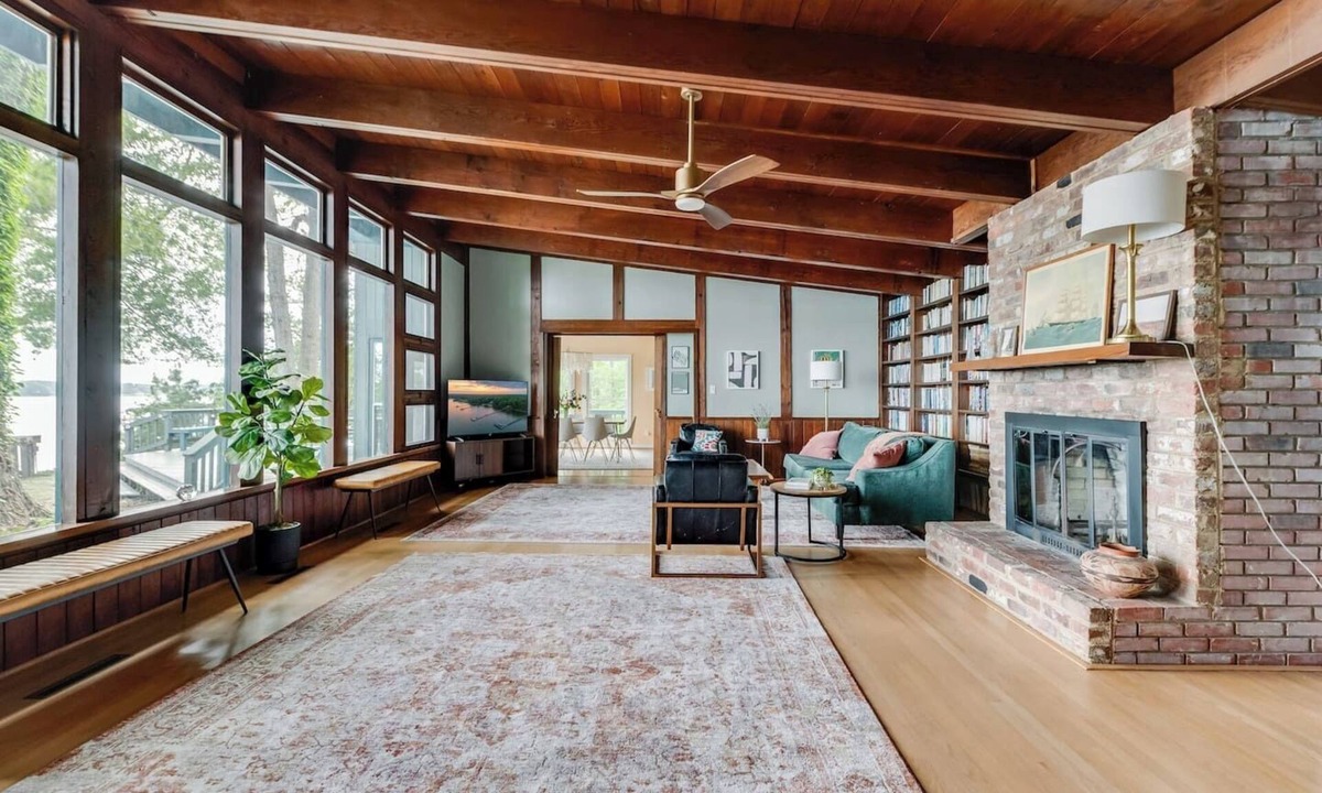 Hardyville House | Scenic, Spacious Riverside Retreat | Ropeyarn