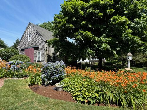 West Brewster Hotel | Sea Meadow Inn