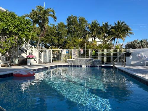 East Fort Lauderdale Hotel | Sea Spray Inn