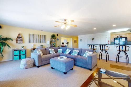 Sandbridge House | Seaside - Silver Lining 202B