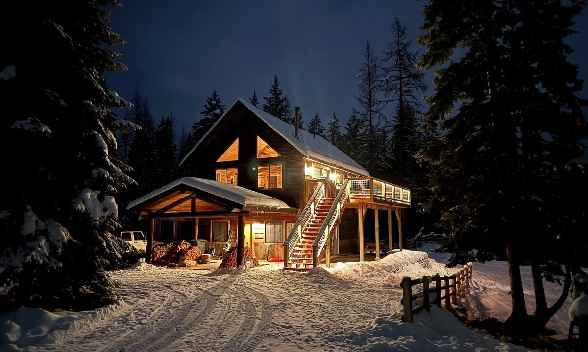 Whitefish Cabin | Secluded 15‑Acre Cabin, Whitefish - Mountain views