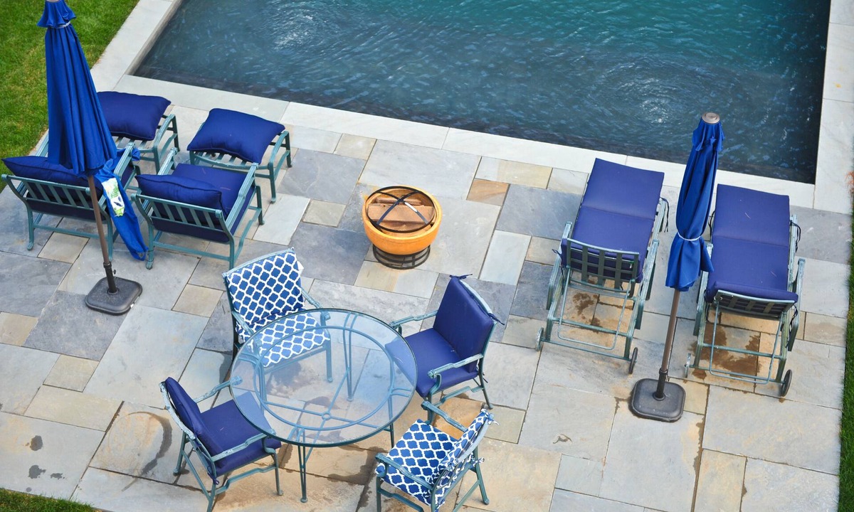 Lakeside House | "Senff 5BR" 2 Hrs NYC, Best Town, Restaurants, Shops, PoshPadsCT, HotTub, Skiing