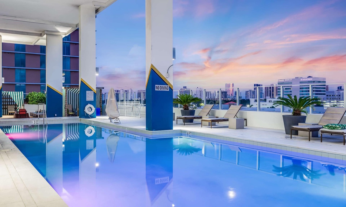 Ojus Hotel | SERENA Hotel Aventura Miami, Tapestry Collection by Hilton