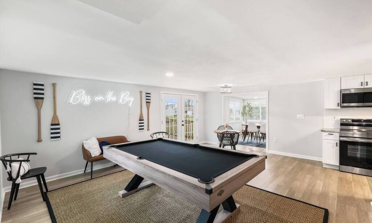 Point Lookout House | Serene semi-private beach - Perfect Summer Getaway - "Bliss on the Bay"