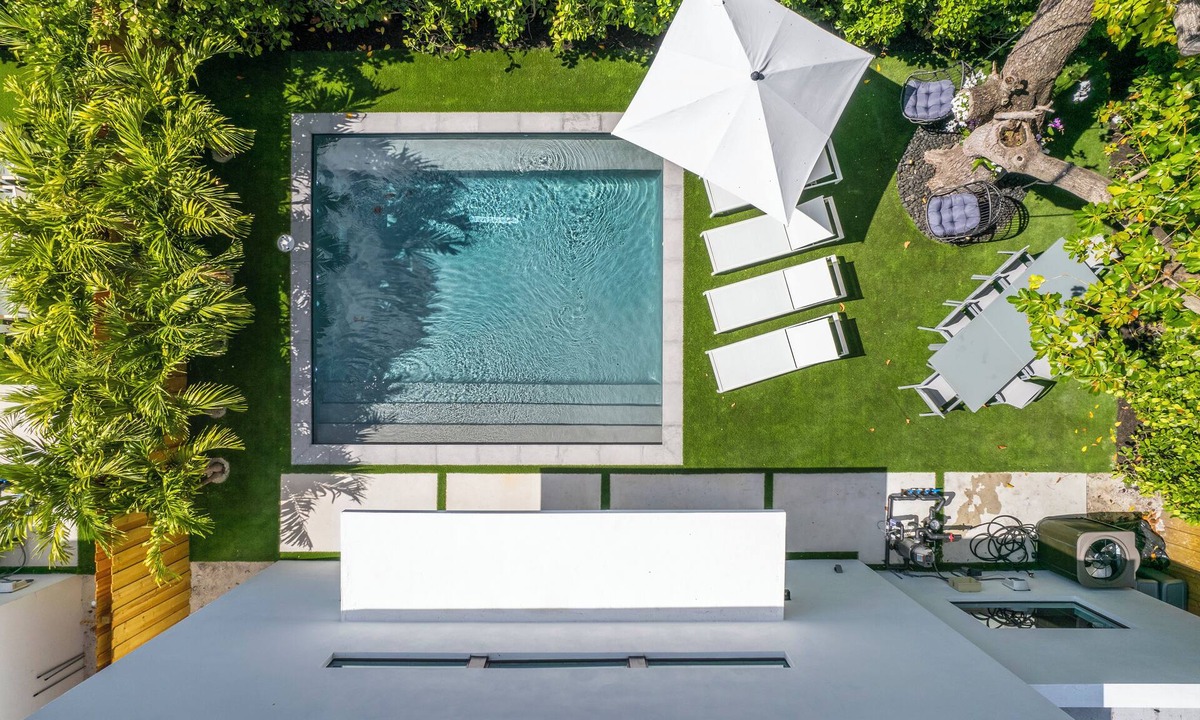 Buena Vista Villa | Serenity Lux Villas 10 BR Miami Design District Stylish Designer Villas, 2 pools
