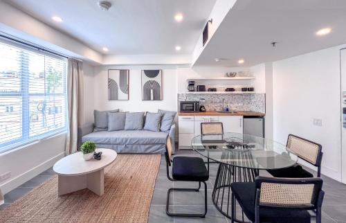 South of Fifth Apartment | Shaomi South Beach