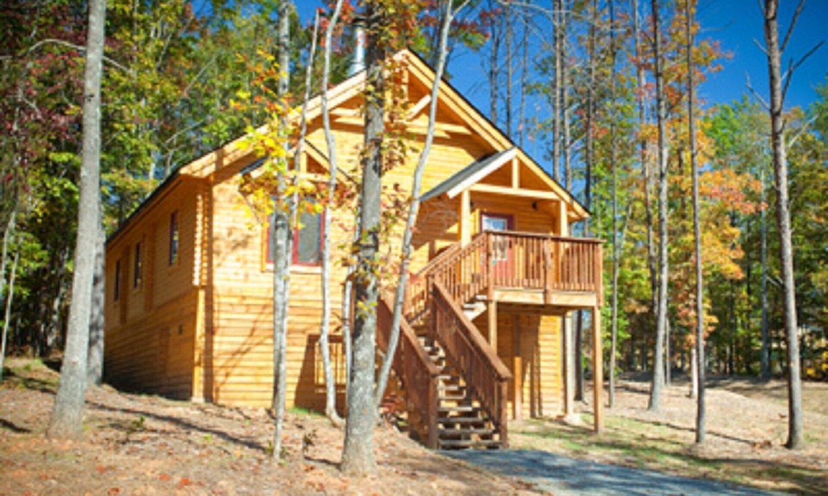 Gordonsville Cabin | Shenandoah Crossing 2 bdrm cabin sleeps 6 New Years Eve weekend 12/28-12/31/18