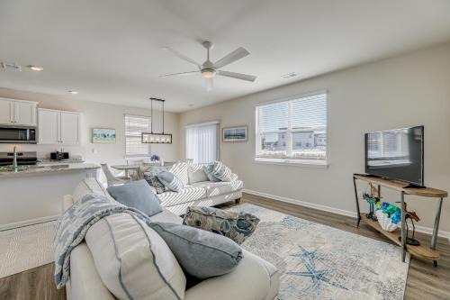 Millville House | Shuttle to the Beach! Spacious Home in Millville