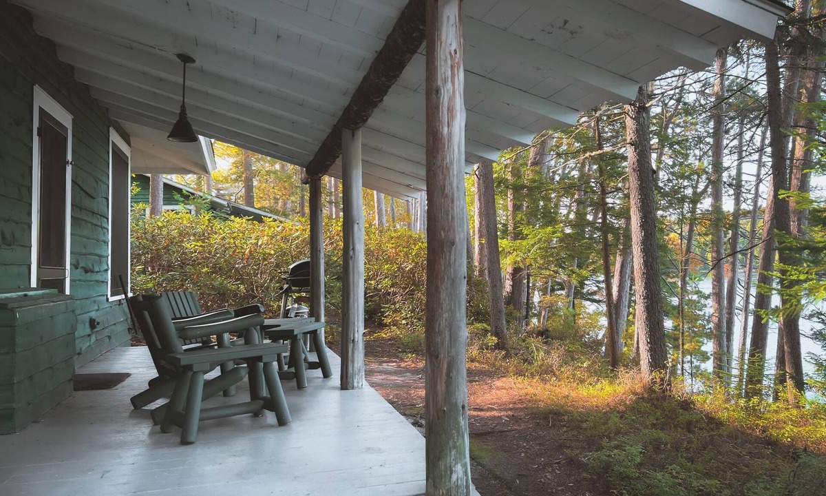 Meacham House | Signature Cabin 3 with Lake View