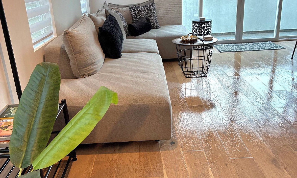 Silver Strand House | Silverstrand Escape 3bd 2ba; 4 min walk to shore! no pets 30 night minimum