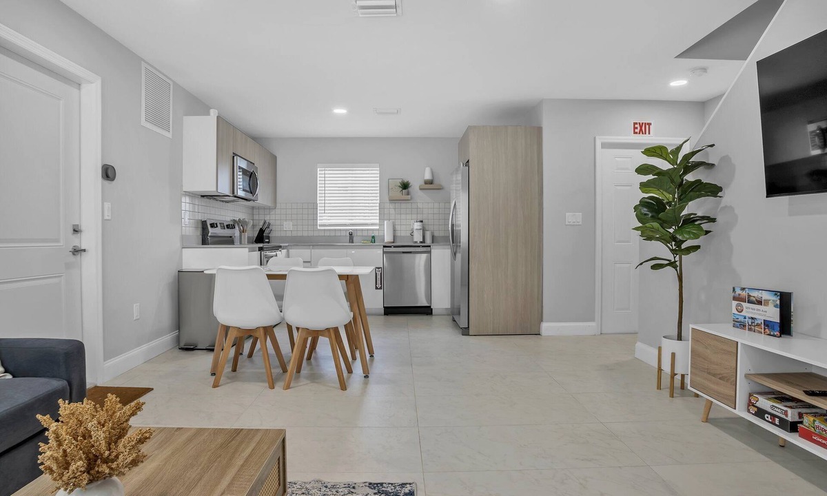 Downtown Fort Lauderdale House | Sistrunk Shades Villas #3 - Brand New Townhome Downtown Fort Lauderdale Florida