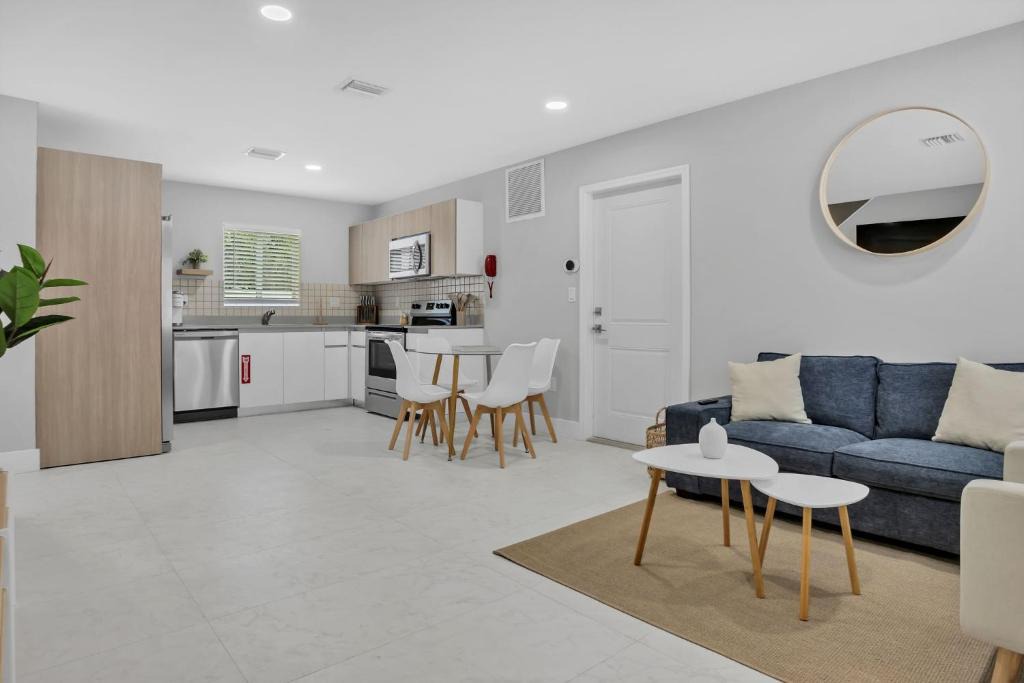 Downtown Fort Lauderdale Villa | Sistrunk Shades Villas #1 - Brand New Townhomes Downtown Fort Lauderdale