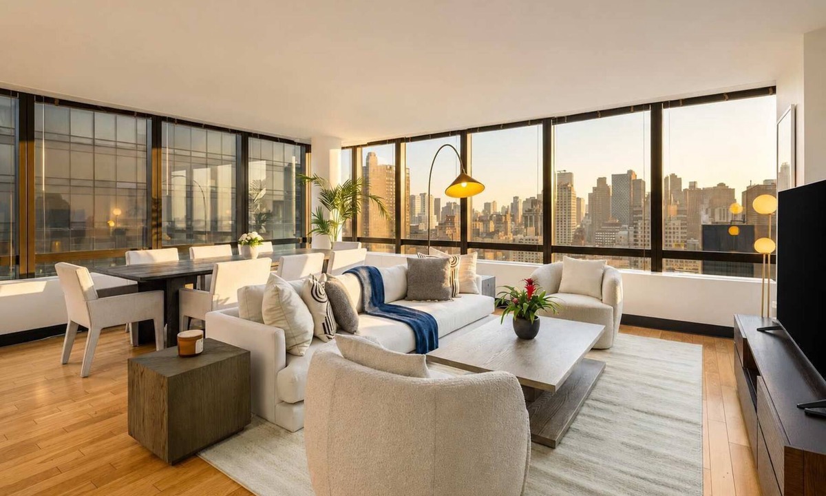 Central Park South Apartment | Skyline V | 26th Floor Full-service Loft