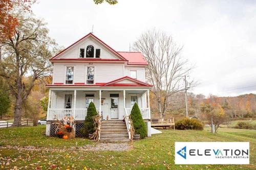 Slatyfork Farm House | Slatyfork Homestead - Cozy Farmhouse Near Snowshoe