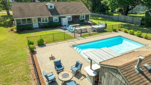 Northwest Harwich House | Sleeps 14 Home w Pool Great for Families