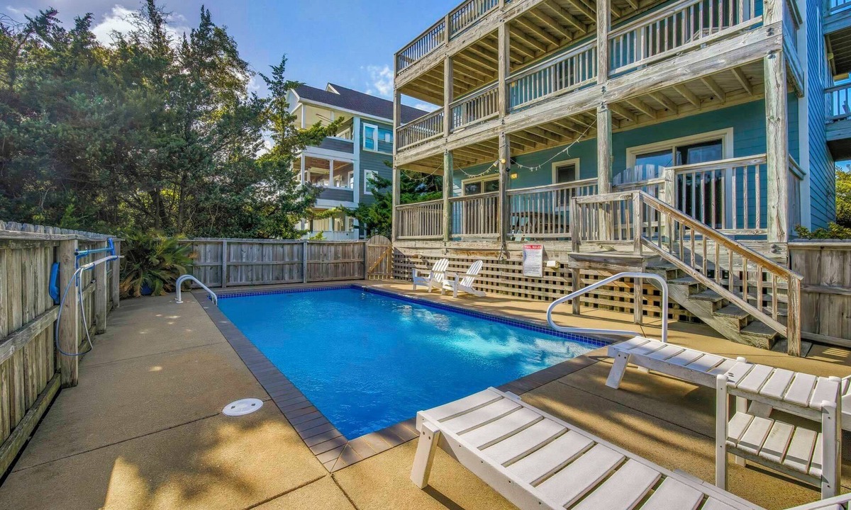 Avon House | Soundside Dog Friendly w/Pool, Hot Tub, Game Room, Cmty Pool/Tennis/Pickleball