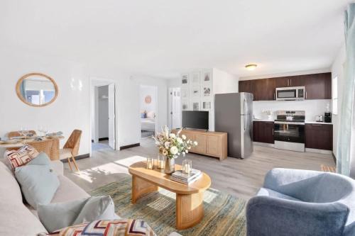 Poinciana Park Apartment | Spacious 2BR Minutes to Beach Airport & Las Olas