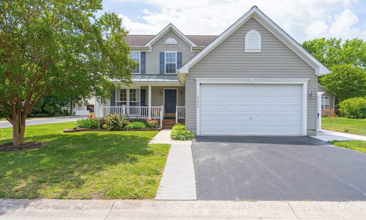 Ocean View House | Spacious 4-bedroom Single home in Ocean View with large outdoor spaces and Pool!