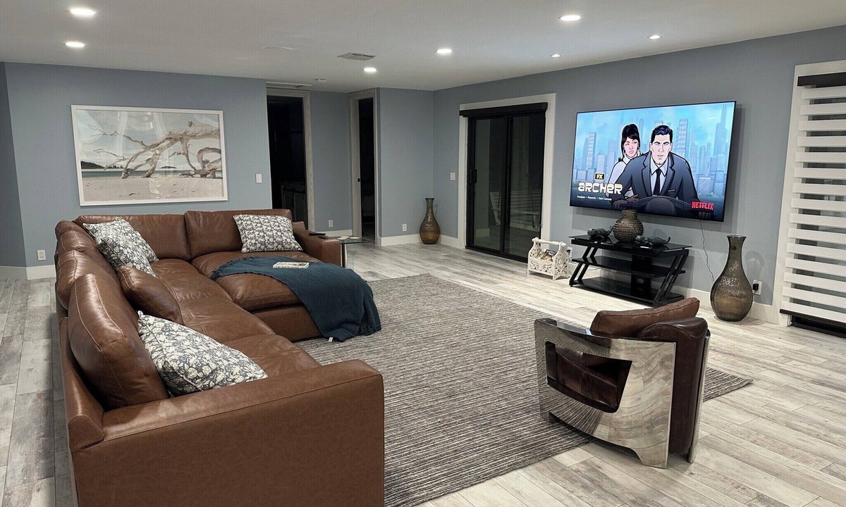 Parkland House | Spacious 5-bedroom house with fitness Area, WiFi in charming Parkland