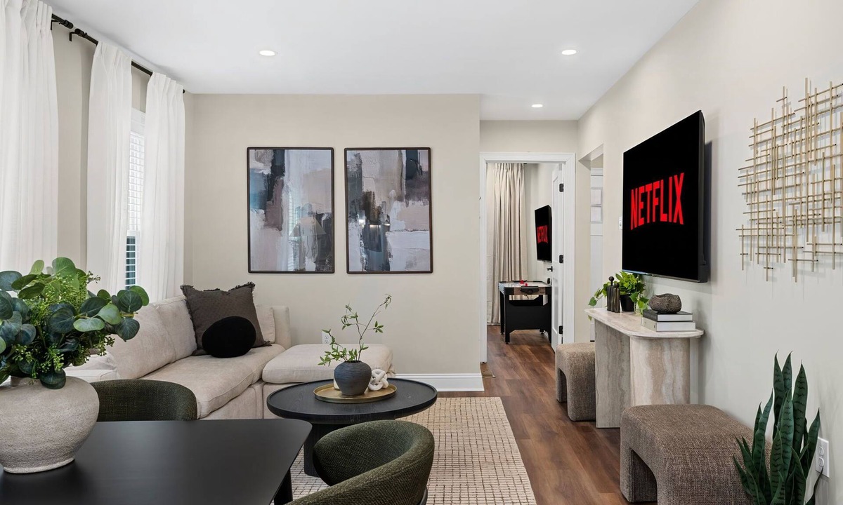 Winter Hill Apartment | Spacious 7BD/7BR Home in Somerville, 10 mins to Boston, Harvard, MIT