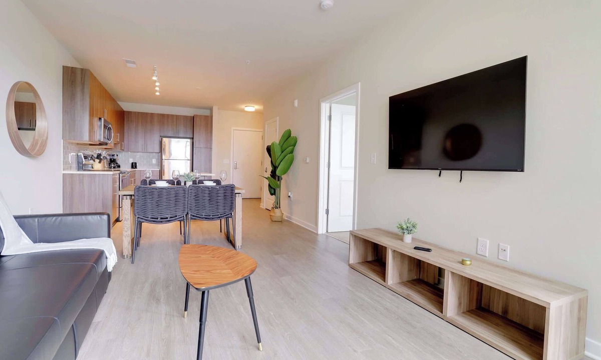 Groveton Apartment | Spacious Apt W Gym Near Metro