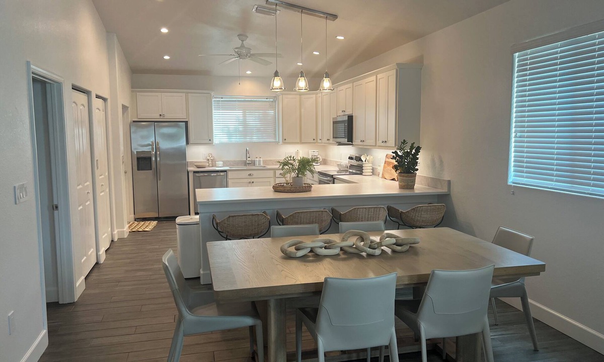 Anglers Park House | Spacious, Completely Renovated 3BR Keys Getaway By John Pennekamp & Restaurants