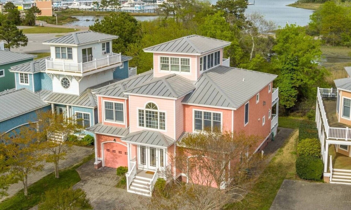 Cape Charles House | Spacious Family Beach Retreat