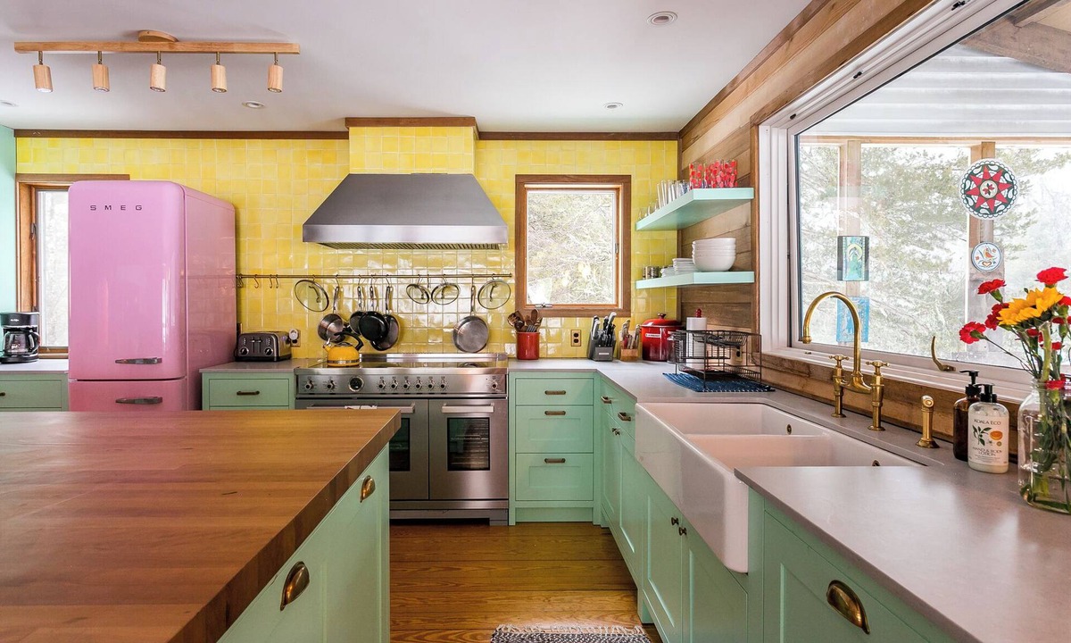 Bearsville House | Spacious & Magical 6-Bedroom Woodstock Getaway on Large Private Property