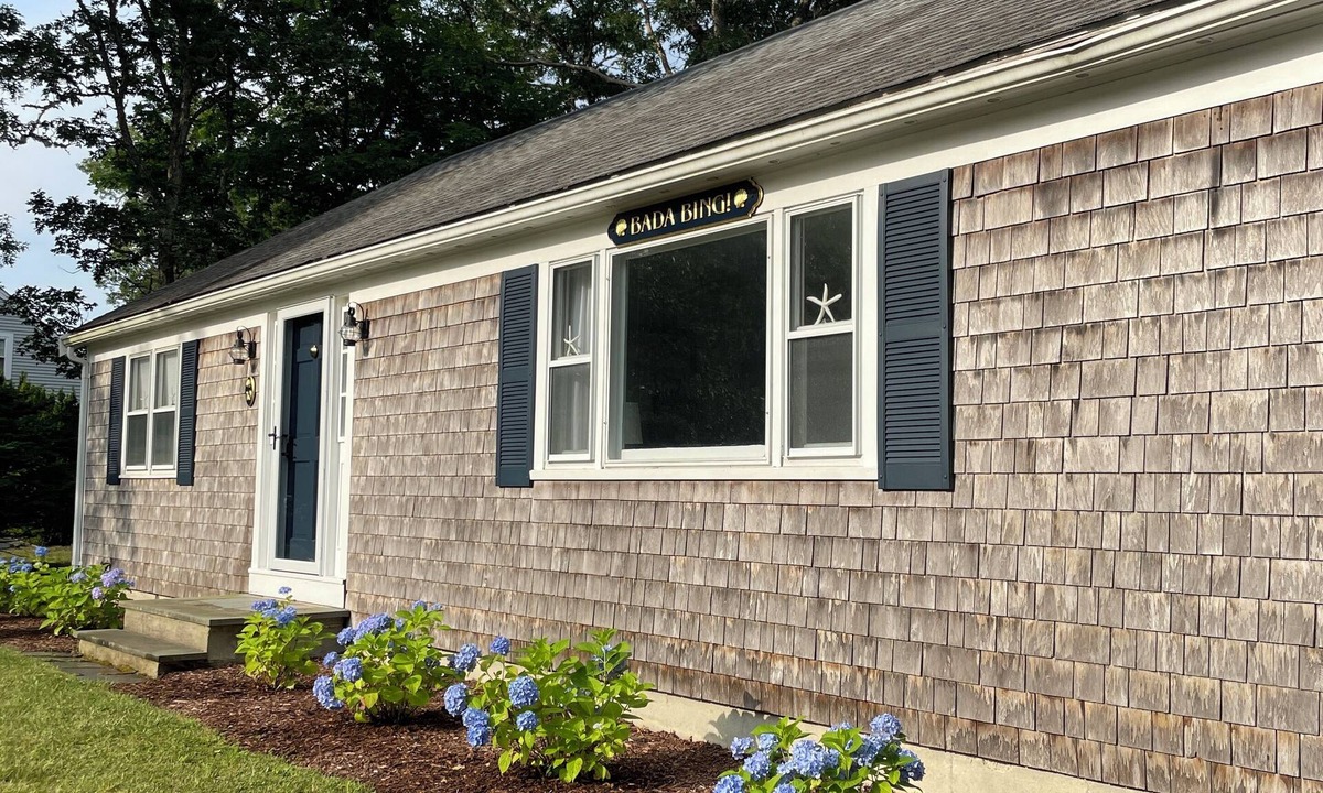 East Harwich House | Spacious renovated home, close to Chatham Beaches