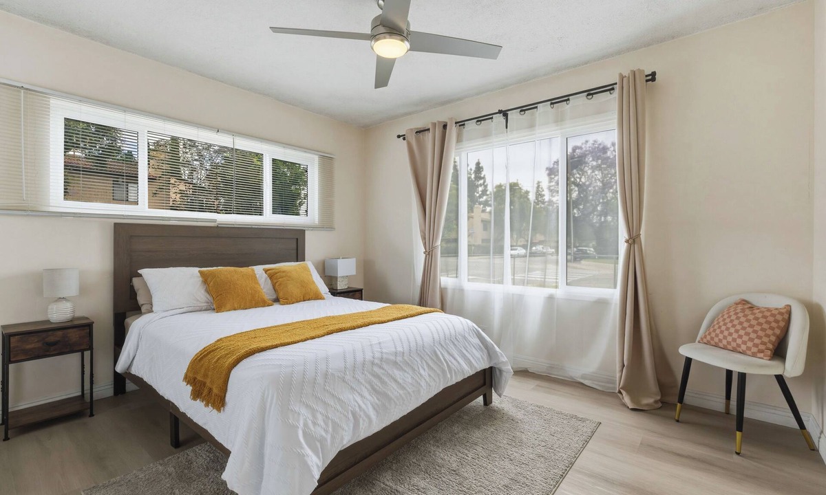 Baldwin Park House | Spacious Single-Story Home with 4 Bedrooms, 2 Kitchens & 2 Washers