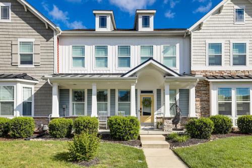 Frankford House | Spacious Townhome 2 Mi to Bethany Beach Boardwalk